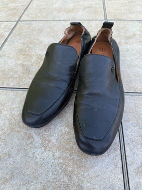 Tory Burch Kira Black leather loafer, size US 8.5